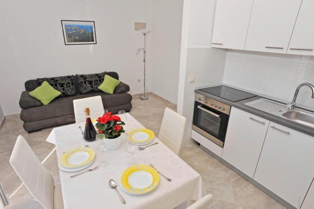 Apartments Lenka Sutivan Eksteriør billede